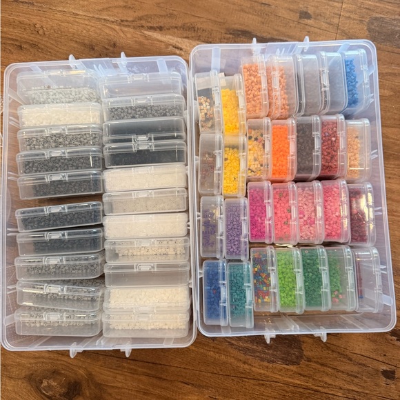 Mini Fuse Beads Set With Storage Box - Picture 4 of 8
